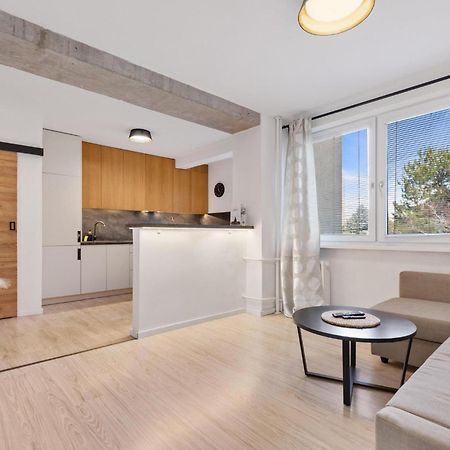 Barbyb Apartment - With Free Parking Братислава Экстерьер фото