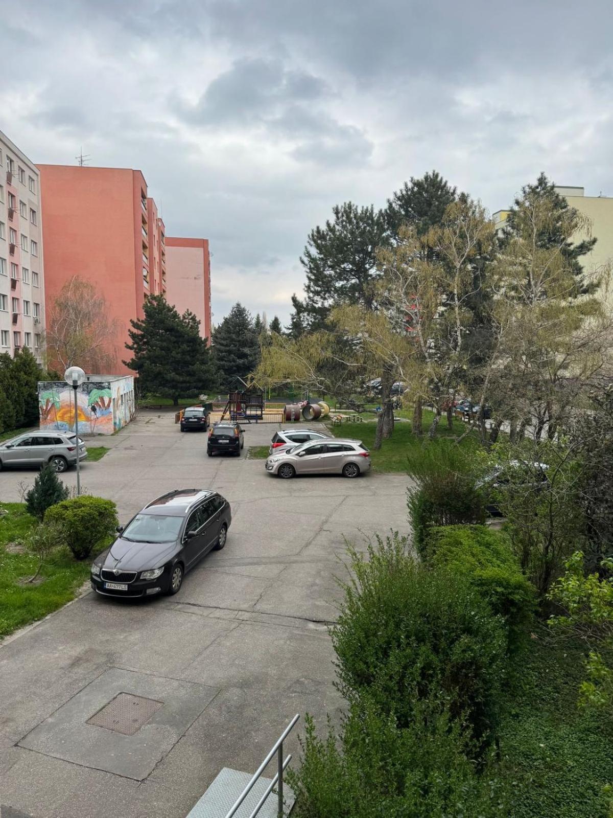 Barbyb Apartment - With Free Parking Братислава Экстерьер фото